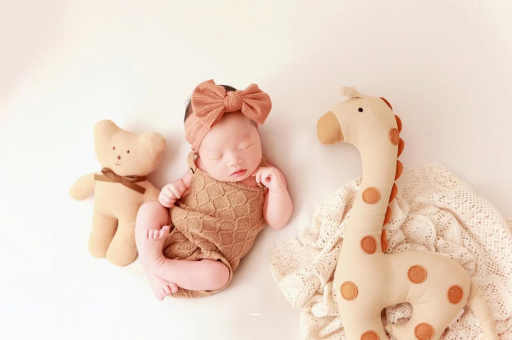 弥勒宝宝几个月不吃夜奶 弥勒宝宝几个月不吃夜奶